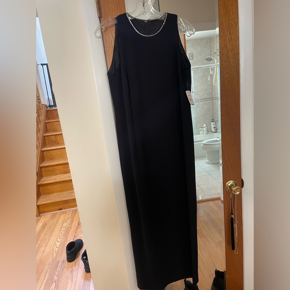 NWT VINTAGE LORD AND TAYLOR BLACK GOWN